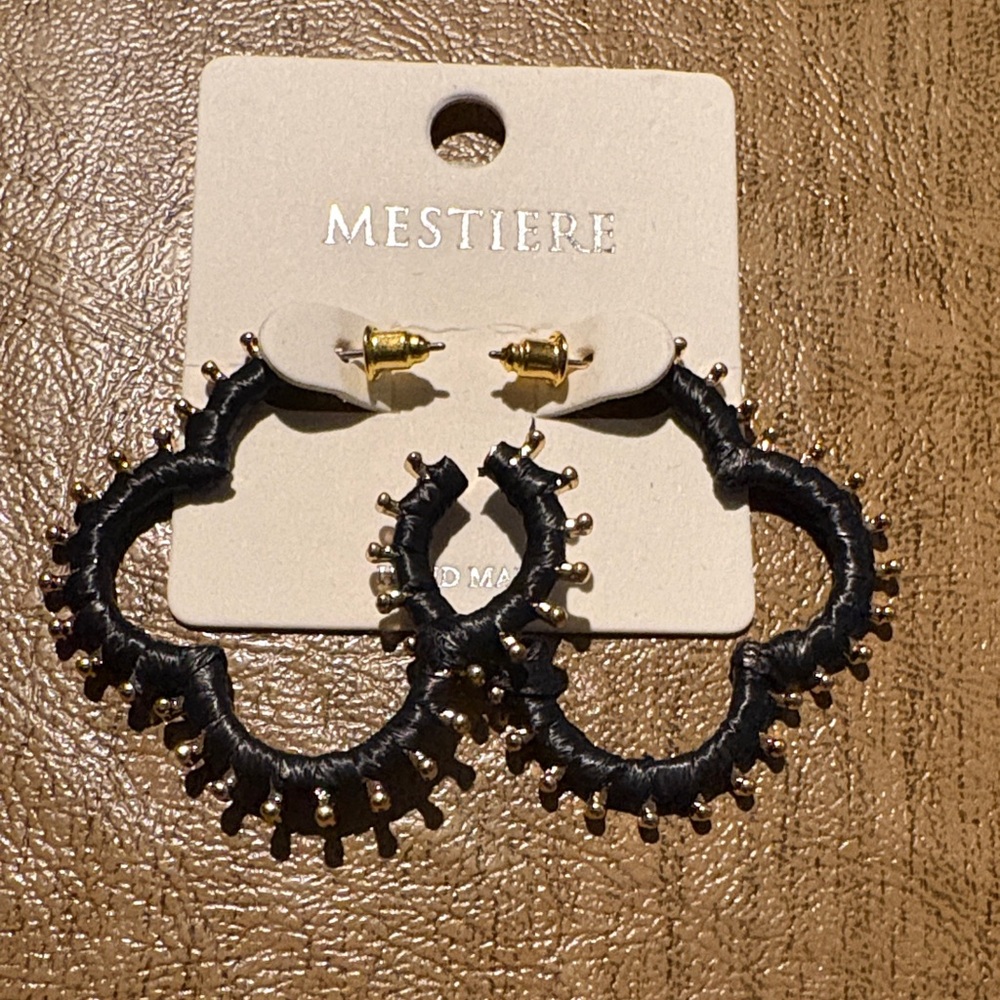 Mestiere Black Hoop Hair Accessory with Gold Accent Beads